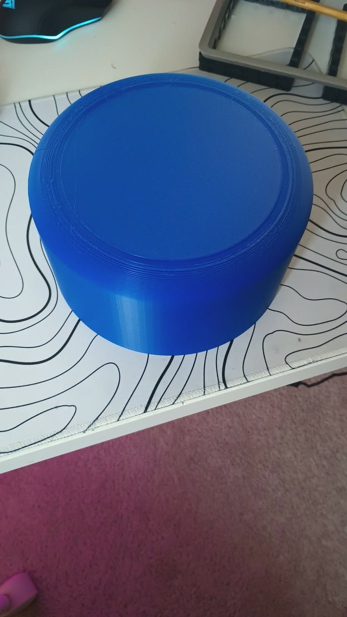 3D printed hat holder, blue