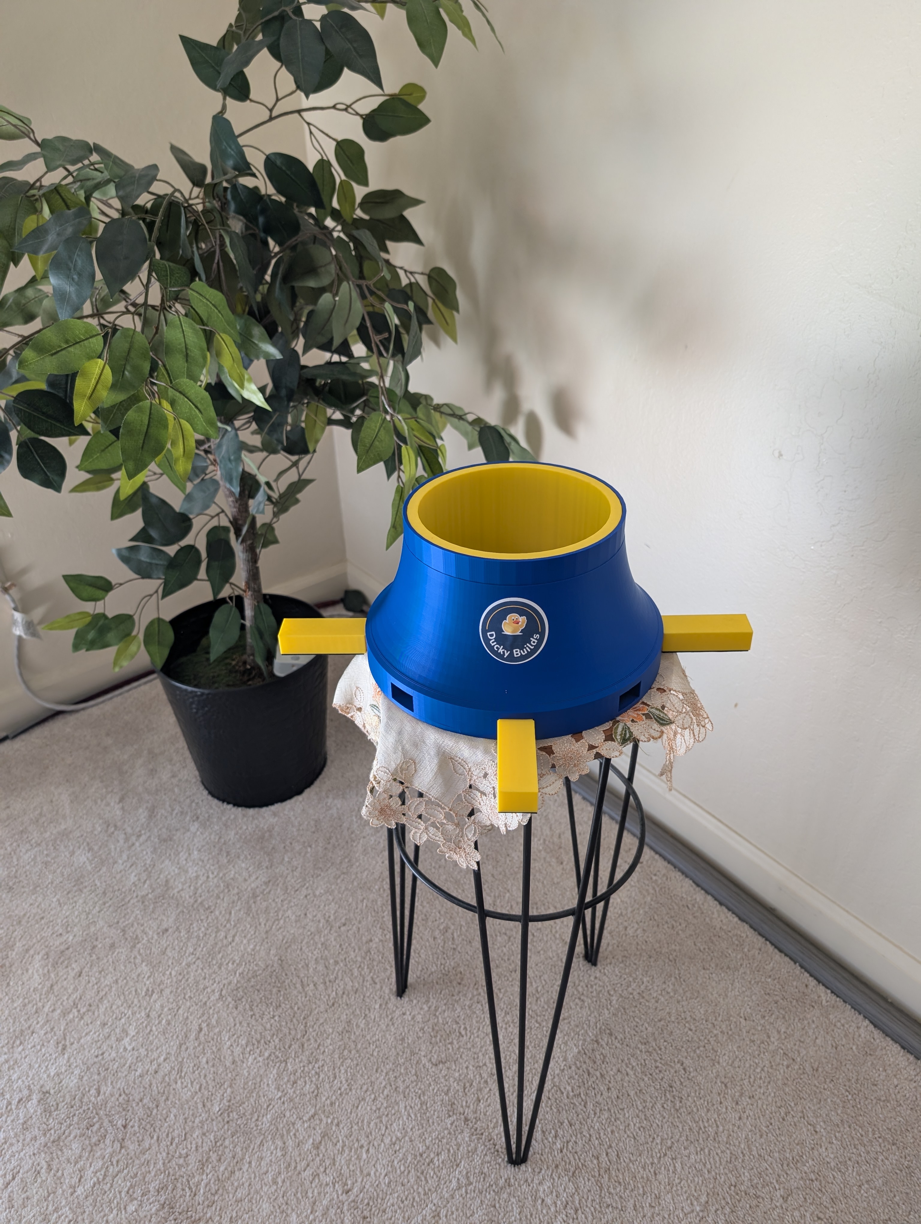 DuckyBuilds TipGuard tiffin holder, blue colorway with GroundLock legs and inner ring